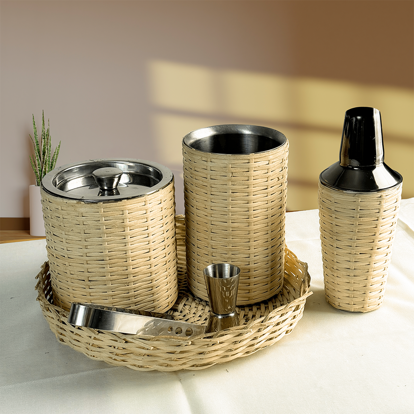 Brown Ratten Wire Cocktail Bar Set